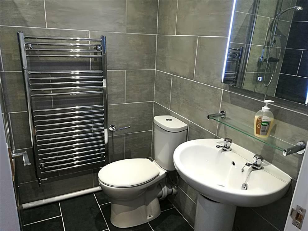 2 Bedroom Modern Apartment, Uplands, Swansea Extérieur photo